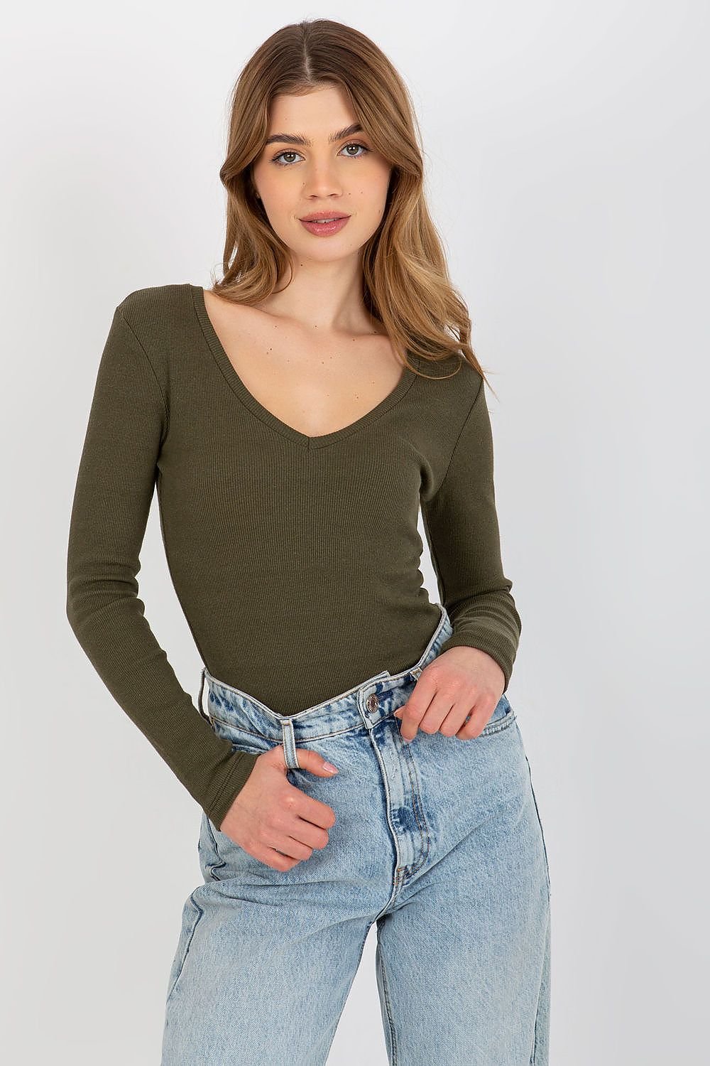 Blouse model 174835 Relevance