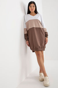 Daydress model 175096 Rue Paris