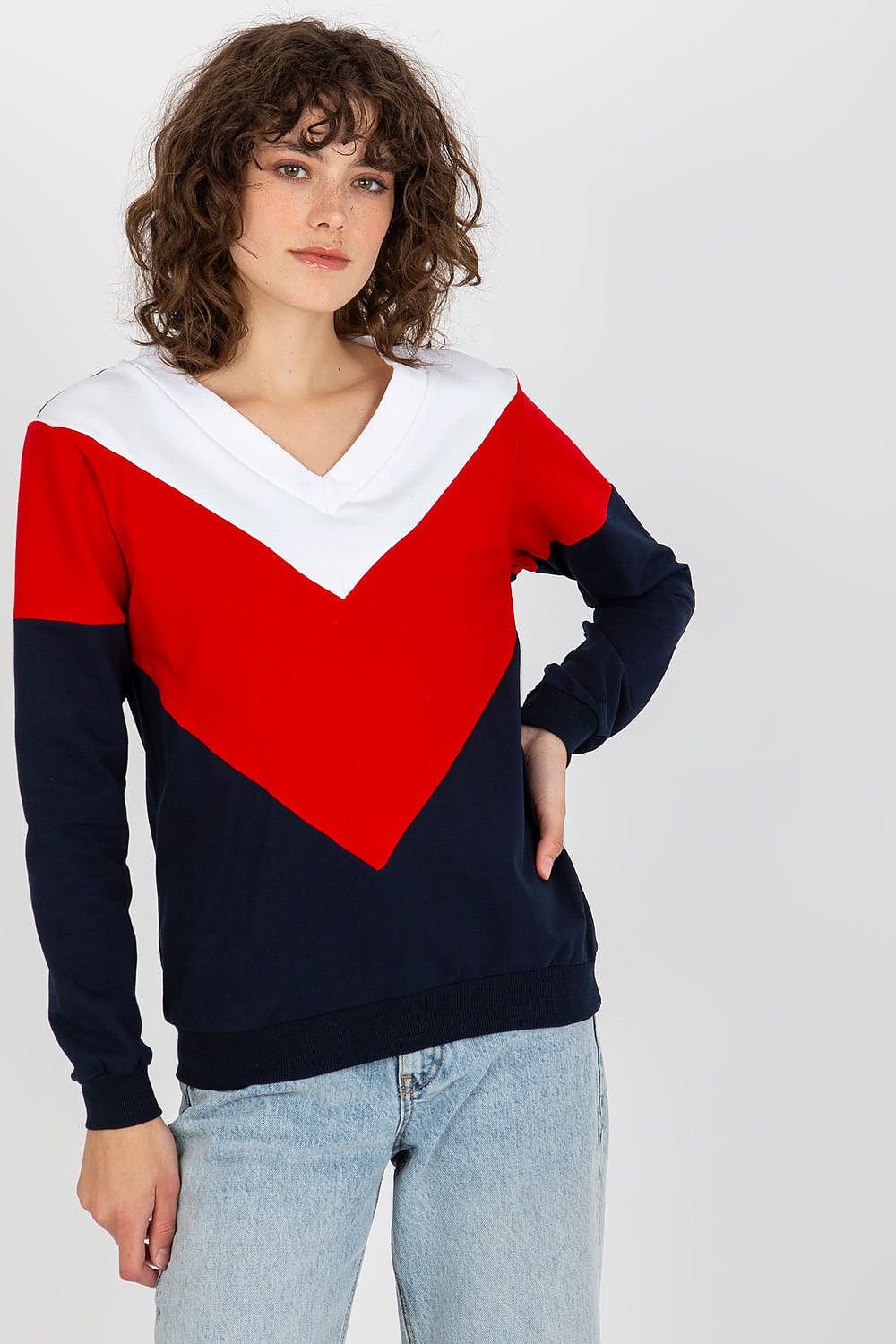 Sweatshirt model 175199 Relevance