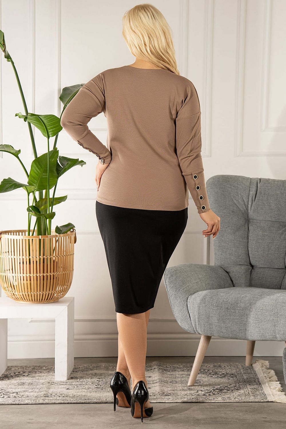 Plus size blouse model 175242 Karko