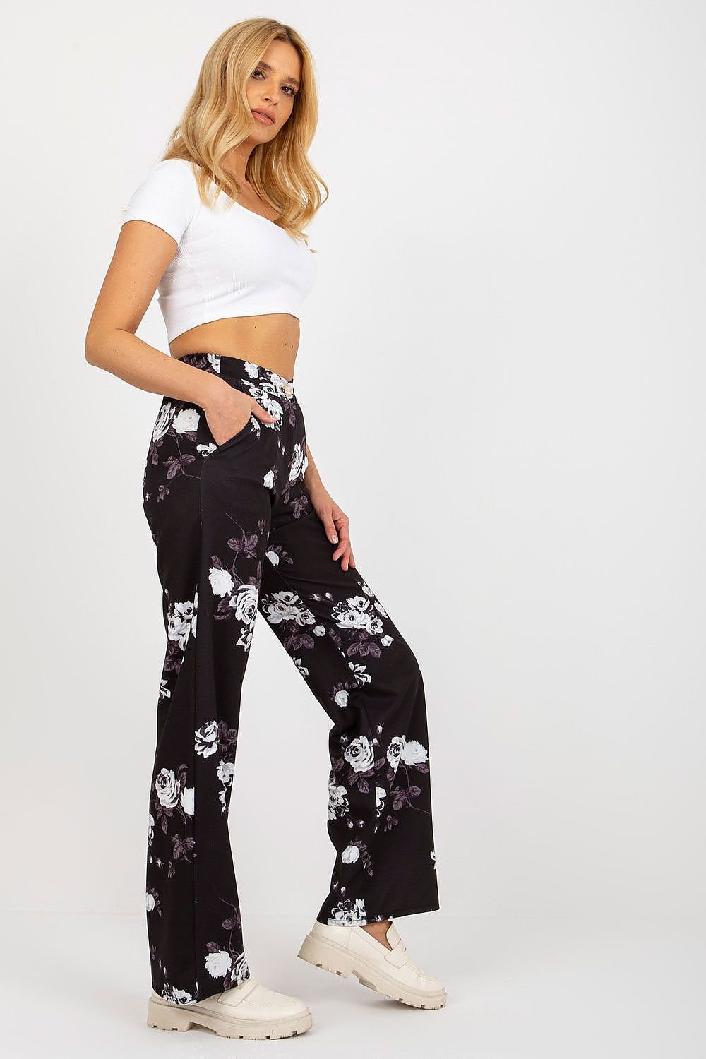 Women trousers model 175770 Lakerta